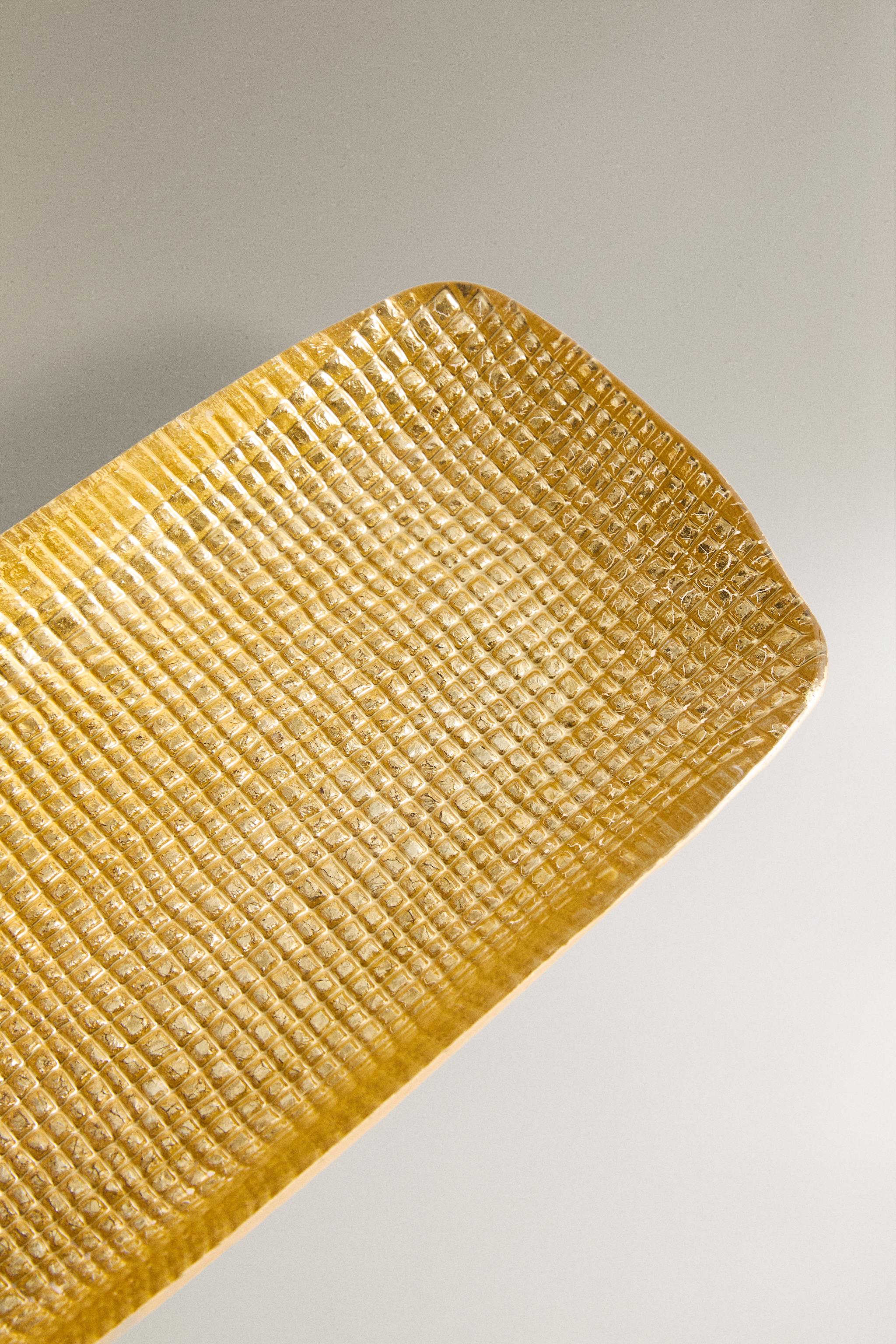 IRREGULAR GOLDEN GLASS SERVING DISH